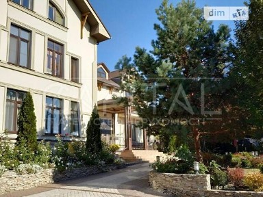 Продаж 3 поверхового будинку з верандою і ділянкою на 50 соток, 492 кв. м, 1 кімната, на вул. Центральна • ID 34806962