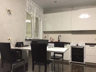 Продам 1 кв на Ц. Бульваре этаж 2/10