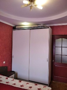 Сахарова /Бочарова/Атриум 2 комнатная 50м. кв Газ