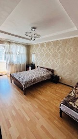 1 к. квартира з ремонтом в районі універмагу!
