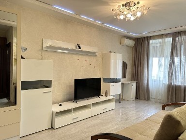 ЗДАМ в оренду 1-к квартиру вул. Соборності, 27