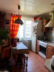 Продаж 3-кімнатної квартири 72 м², Олександра Поля просп., 44