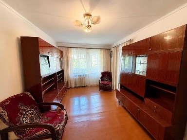 3кім. квартира на 2 поверсі