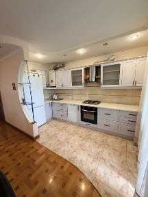 ОРЕНДА БЕЗ КОМІСІЇ! Здам 4к квартиру з газом біля центрального парку