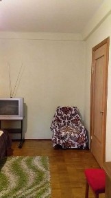 Оренда гостинки біля метро | вул. Героїв Полку Азов, 32Б