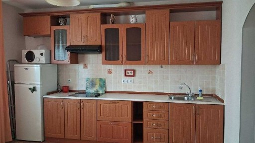 Здається простора 1кім. квартира біля м. Осокорки, пр. Бажана 10