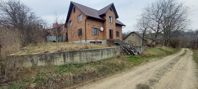 Продаж будинку в селі Коровія по вул. Черетейська