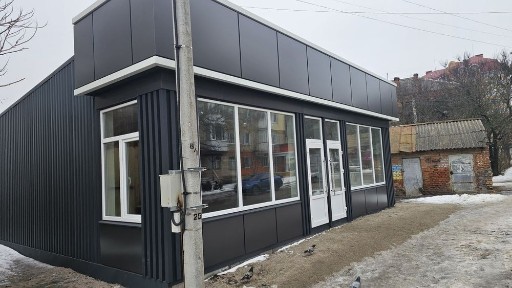 Здам магазин Комарова