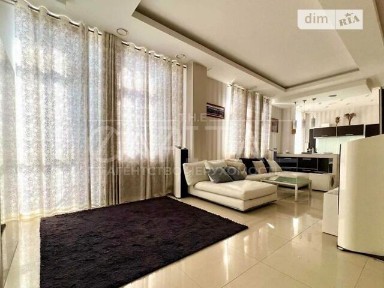 Довготривала оренда 2к квартири на вул. Софіївська 12 • ID 34838343