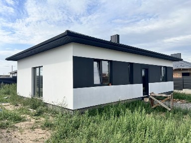 Продаж 1 поверхового будинку з ділянкою на 6.5 сотки, 95 кв. м, 3 кімнати, на вул. Бурштинова • ID 34816650