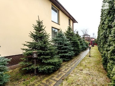 Довгострокова оренда будинку з гаражем, від посередника на вул. Дружби 7 • ID 32625003