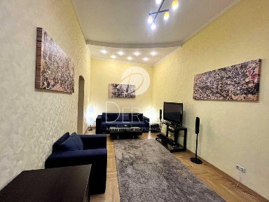 Продаж 3к квартири 79 кв. м на вул. Євгена Чикаленка 21 • ID 34814231