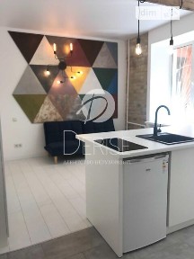 Продаж 1к квартири 32 кв. м на вул. Верхній Вал 40 • ID 34814227