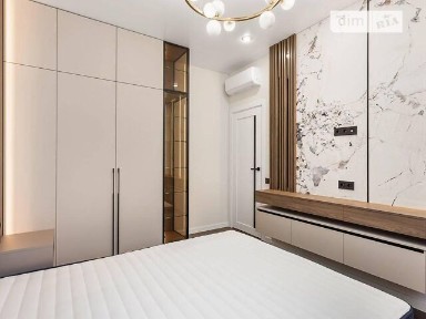 Продаж 3к квартири 70.5 кв. м на вул. Краснова • ID 34813497