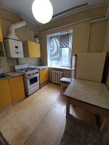 Продаж 3- х кімн., кв. вул. Оболонська