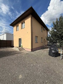 Готова база для бізнесу | склад 315 м² + будинок 150 м² | 50 кВт