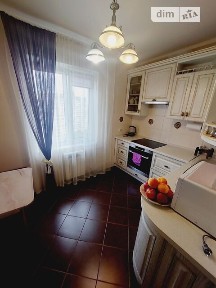Продаж 2к квартири 53 кв. м на вул. Ревуцького 18 • ID 34819820
