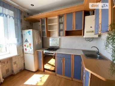 Продаю 2-кімнатну квартиру в районі дитячого містечка 
