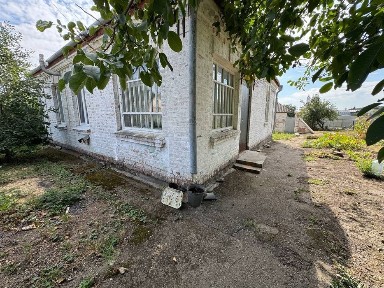 Продається будинок 51м² земельна ділянка 7 соток. Р-н 3 школи