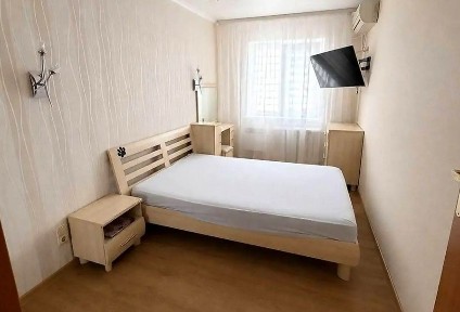 Продаж 3-кімнатної квартири 56 м², Богдана Хмельницького просп.