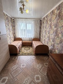 Здається 3 кімнатна квартира біля центру міста