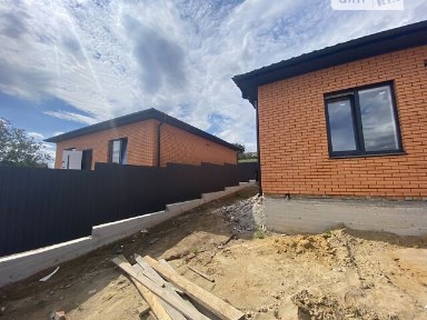 Продаж 1 поверхового будинку з ділянкою на 3.5 сотки, 80 кв. м, 3 кімнати, на вул. Зелена • ID 34820335