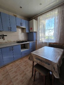 3 кімнатна Квартира по вул. Центральна 11Б Дергачі