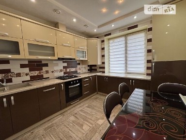Продаж 2к квартири 66 кв. м на вул. Федьковича • ID 34820679