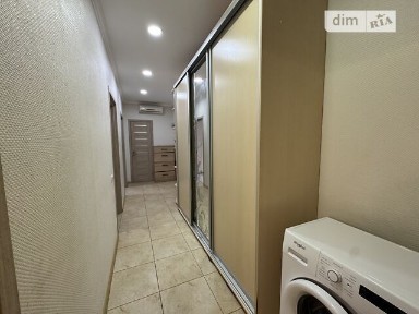 Продаж 2к квартири 66 кв. м на вул. Приміська • ID 34820543