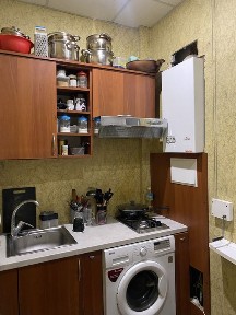 Продам 3х комнатную с АО газ центр