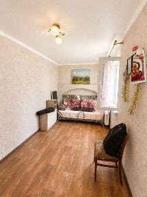 Продам 2комантна квартиру на Севгок
