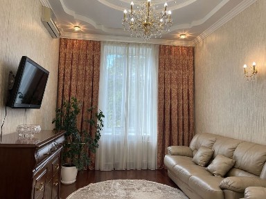 2к Центр Золоті Ворота Ярославів Вал Франка Театральна Володимирська