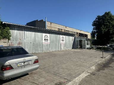 Аренда СТО на 6 постов 450 кв м с оборудованием (подьемники, яма, офис, склад, санузел, кухня)