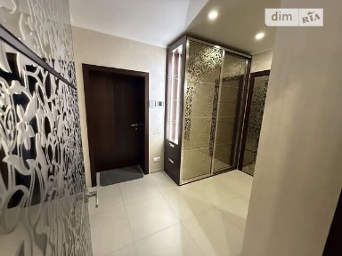 Довготривала оренда 3к квартири на вул. Левка Лук'яненка 24 • ID 34821104