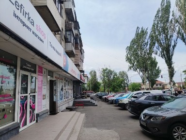 Здається торгово/офісне приміщення р-н Лахті