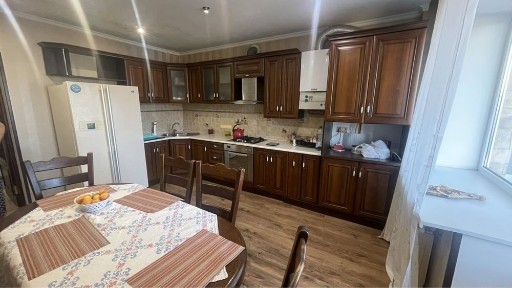 . Продам квартиру, центр