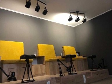 Оренда місця перукаря, майстра манікюру/педикюру та бровіста