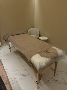 Здається масажний кабінет в центрі краси та здороʼя
