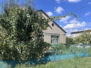Продаж будинку Мошни.
