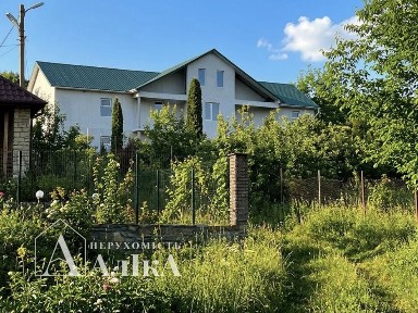 В продажі великий будинок у Бакоті