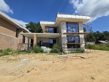 Будинок межує ліс 230 м2 з сауною на етапі 8 соток землі с. Новосілки