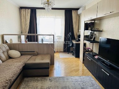 Продаж 3к квартири Позняки Григоренка 91 м кв Цікаве планування Сучасний ремонт Ваучер єОселя