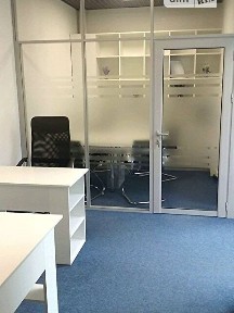 Фасадне комерційне приміщення з ремонтом 35 м², окремий вхід, вул. Василя Тютюнника 51, ЖК Французький квартал, Печерськ, м. Либідська