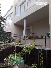 Продаж 2 поверхового будинку з ділянкою на 10 соток, 296 кв. м, 5 кімнат, на Вишневая • ID 34821535