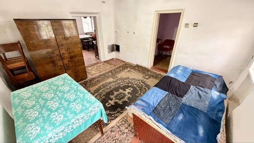 Будинок, будинок в Оліівці, будинок з землею, будинок 55 м. кв, електрика, пічне оплаення, вола у дворі, центр села, знаходиться в живописному місці