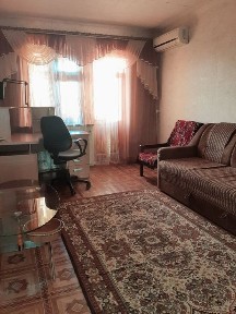 Продам свою 2к. возле метро! Без комиссии
