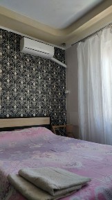 Подобово посуточно сдам 1к метро Спортивна, вул Коцюбайло, Конн ринок, кондиціонер