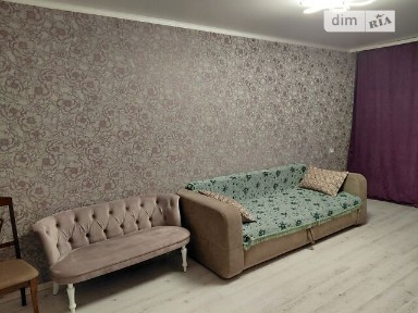 Продаж 2к квартири 50 кв. м на вул. Героїв України 22 • ID 34823029