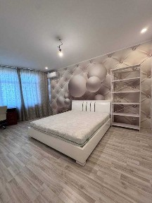 Просп. Берестейский (Перемоги), 71-А. Квартира 70кв. м. Сучасний будинок!