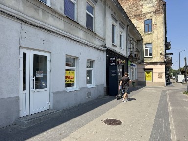 Оренда магазину навпроти ринку на вул. Б. Хмельницького